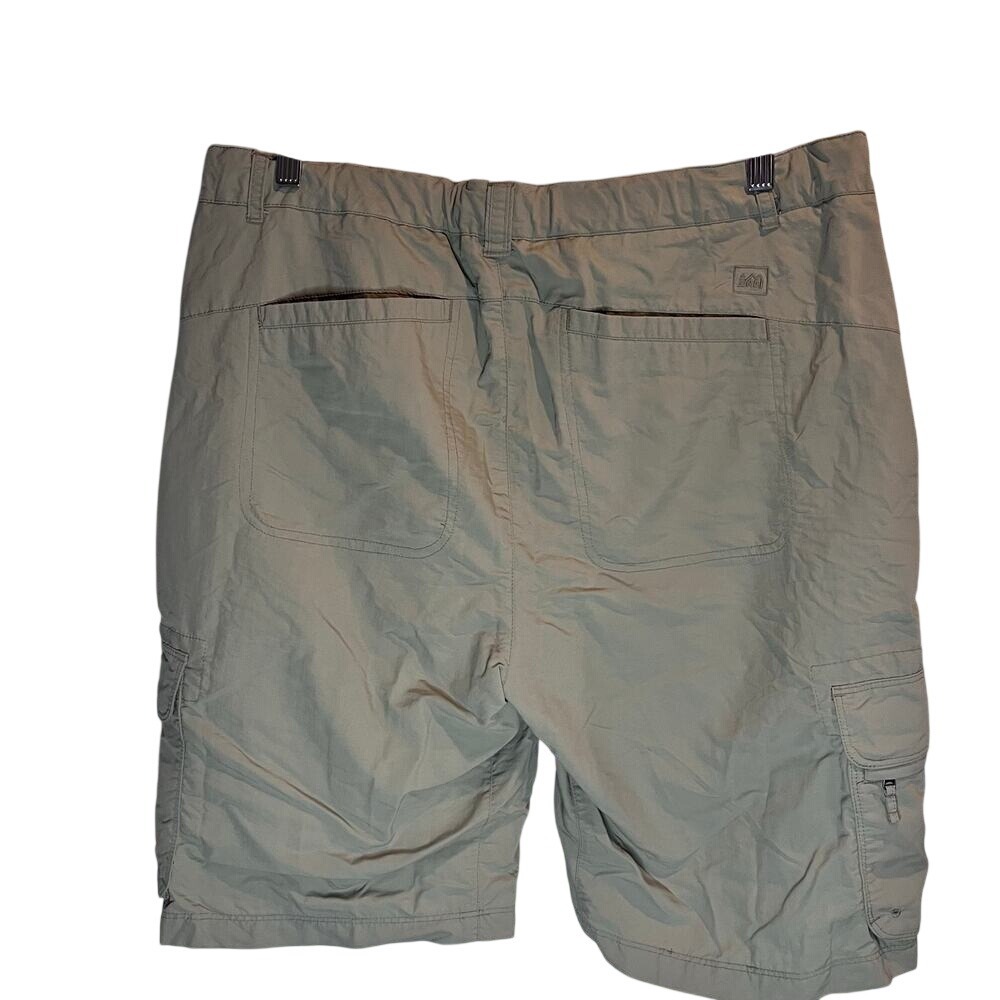 REI Sahara Cargo Hiking Shorts Khaki Tan Size 16 Nylon Utility (M738) - Picture 2 of 7